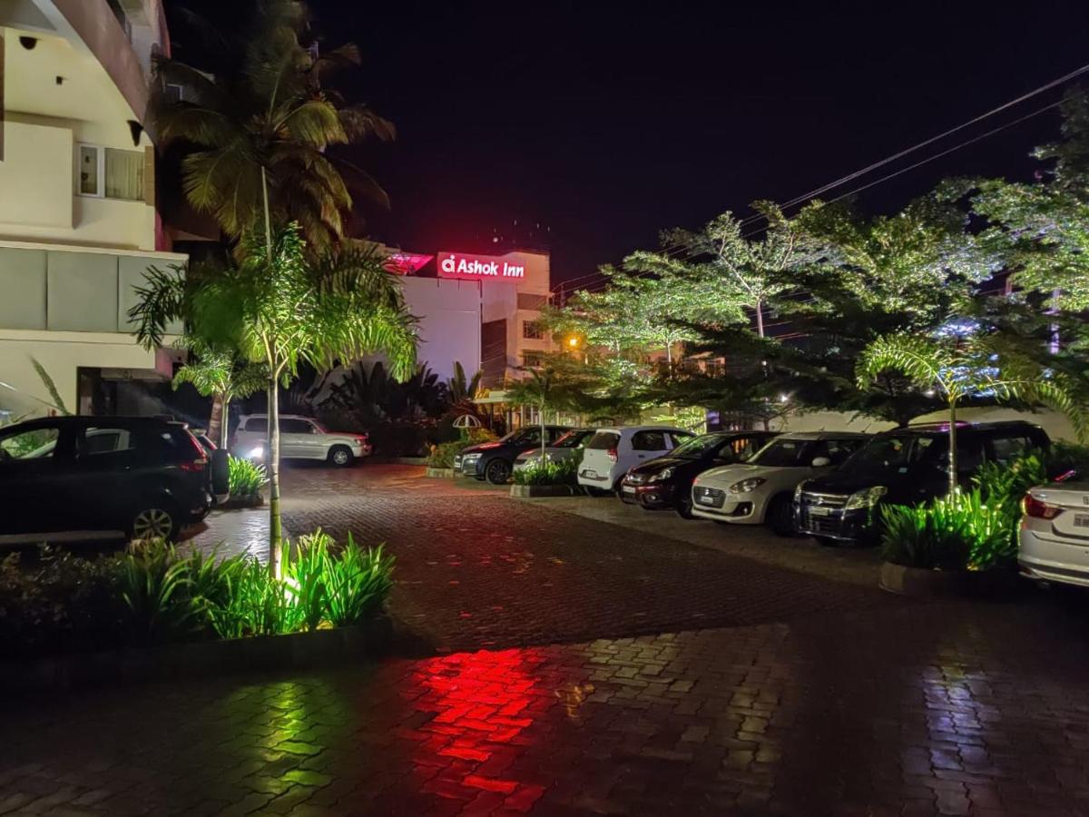 Ashok Inn Dāvangere Exterior foto